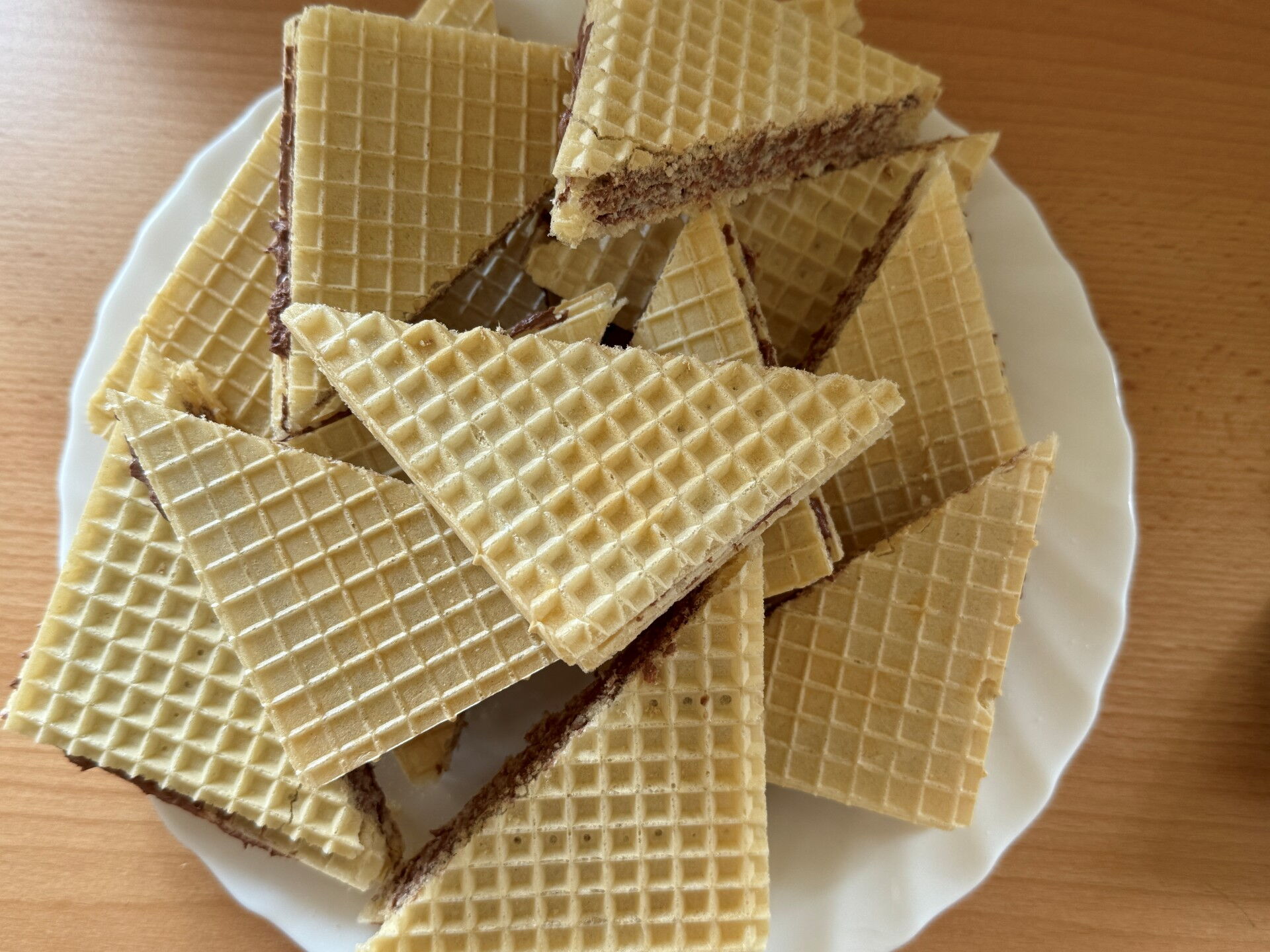 Wafelki na talerzyku