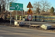 Końcowe prace na rondzie w Rudzie