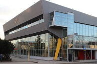 Ruszą prace wewnątrz hali