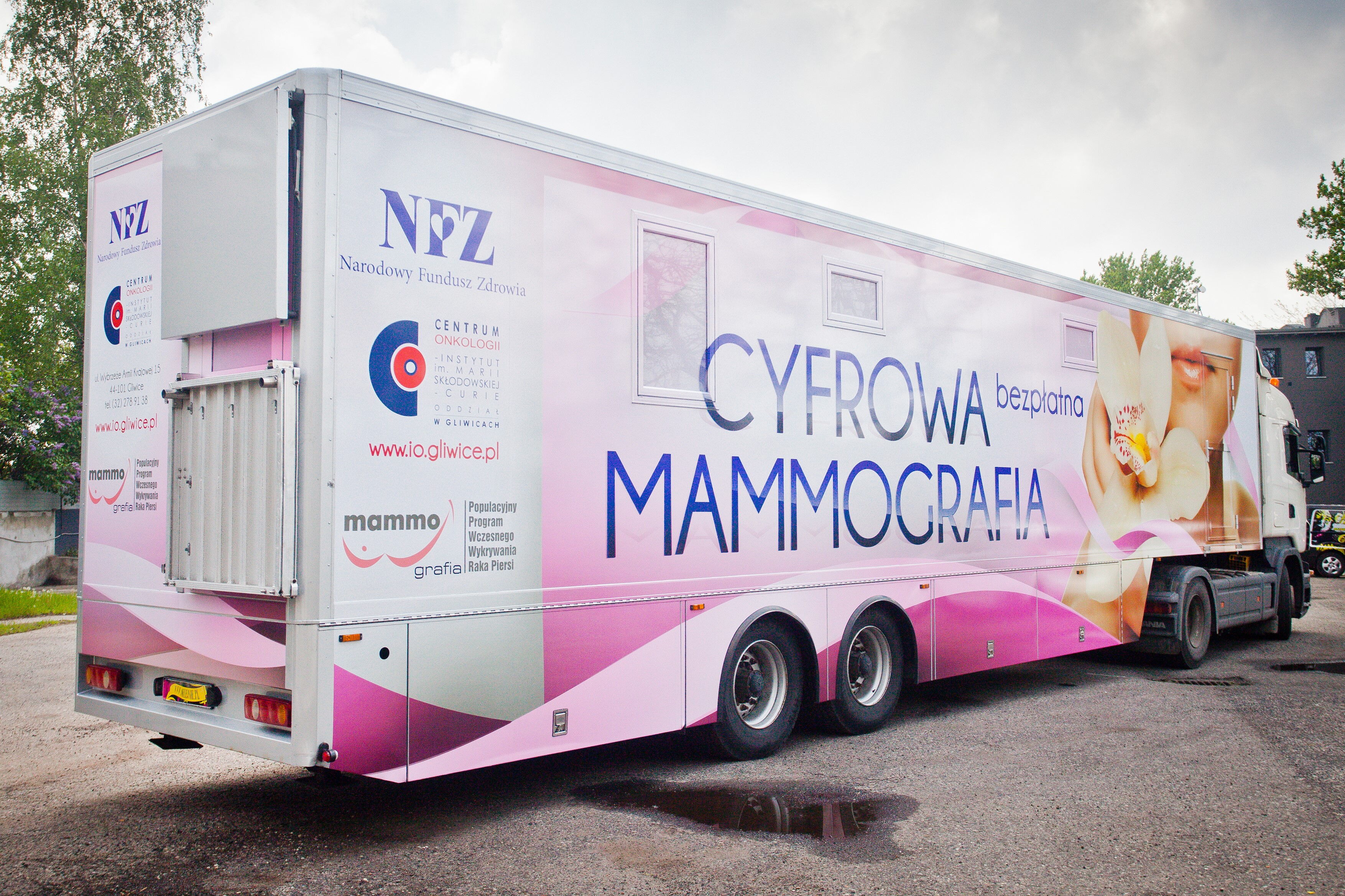 Zdjęcie mammobusu.