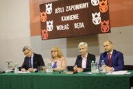 O problemach Halemby