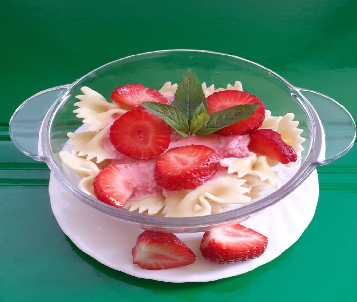 Truskawkowe kokardki smakiem dzieciństwa