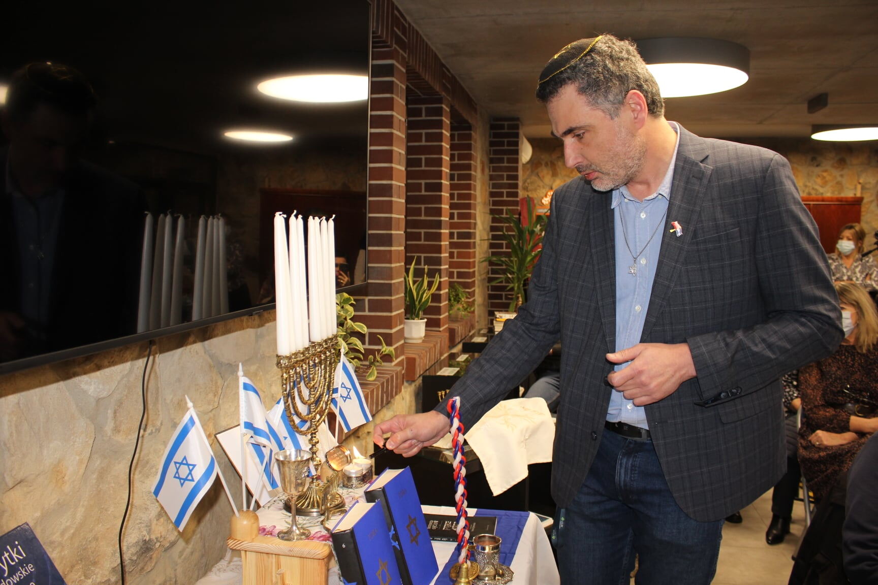 O powstaniu w getcie warszawskim w Bibliotece Ficinus