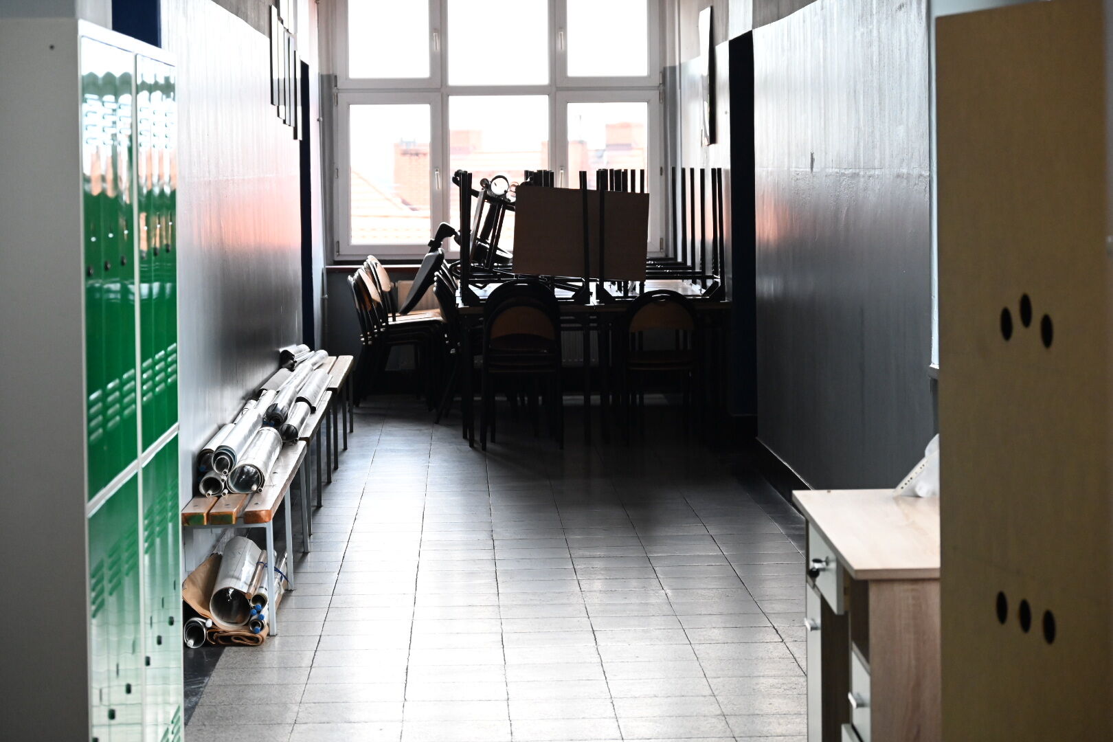 korytarz szkoły w remoncie