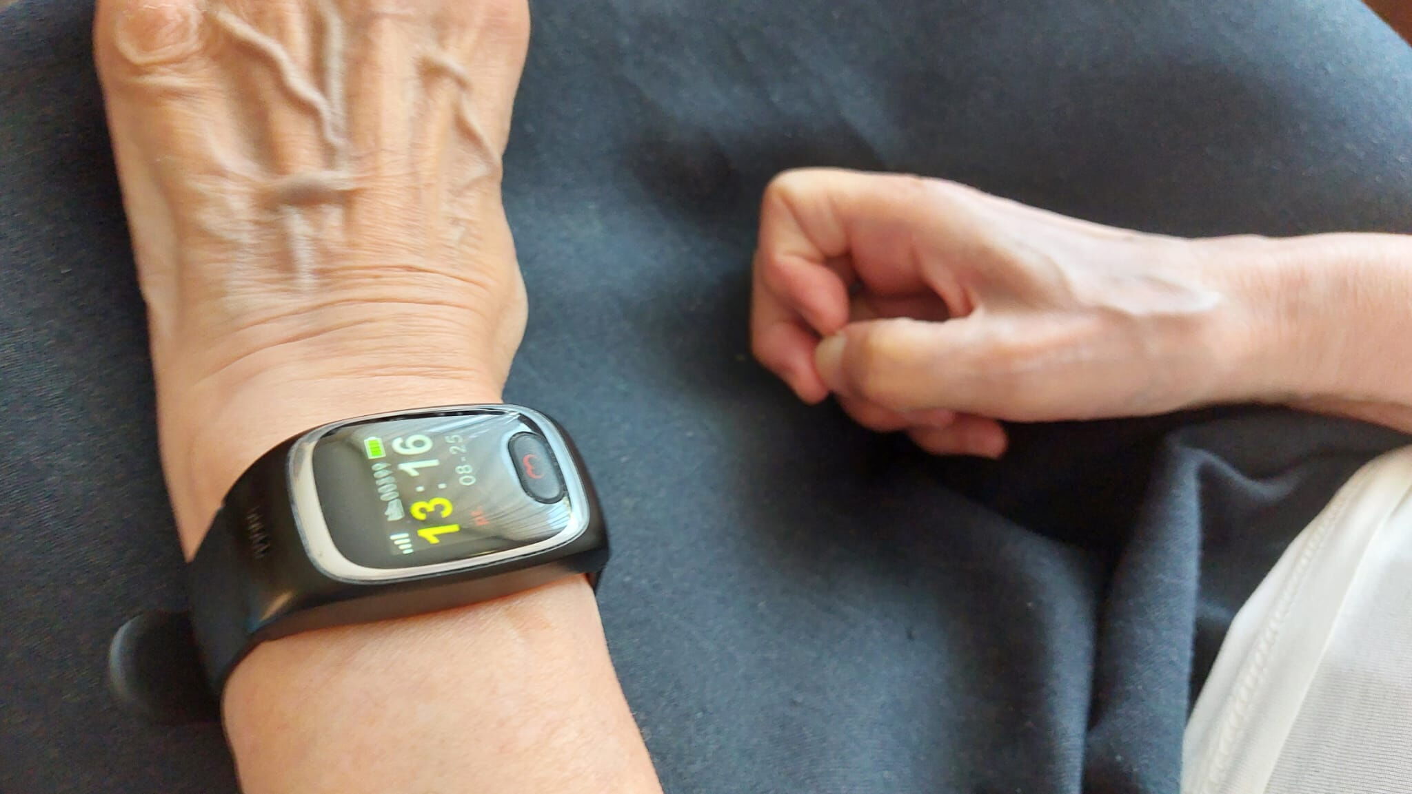 opaska na ręce seniora