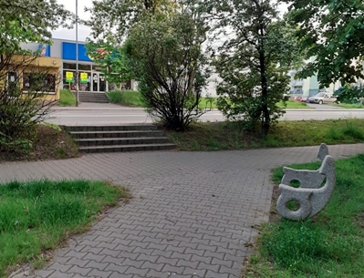Park przy Placu Niepodległości